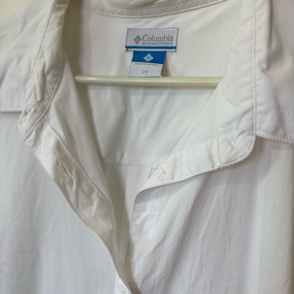 🎉4/30$🎉 Columbia White Short Sleeve Button-Up Shirt - Size 2XL - Picture 2 of 5